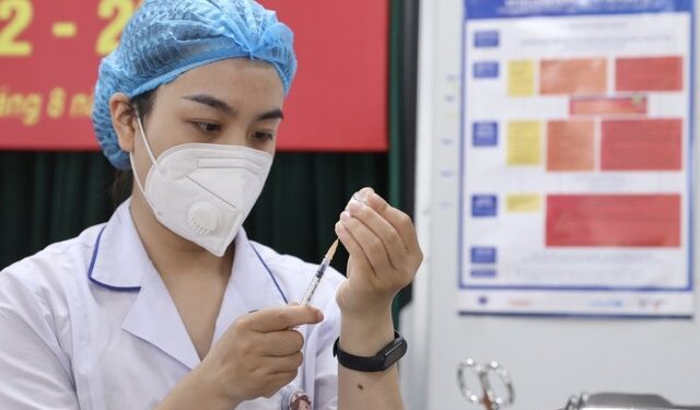 TP.HCM: Sẵn sàng nguồn lực ứng phó COVID-19 khi ca mắc tăng trở lại