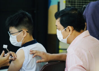 TP.HCM vẫn nằm trong danh sách các tỉnh có tỷ lệ tiêm vaccine phòng COVID-19 cho trẻ thấp nhất