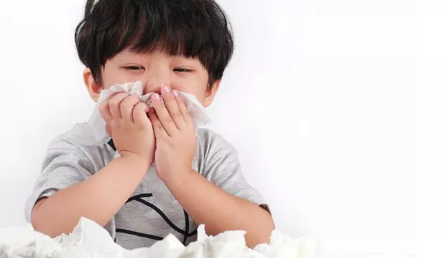 Giao mùa, cần nhớ 4 cách chăm sóc trẻ để phòng bệnh