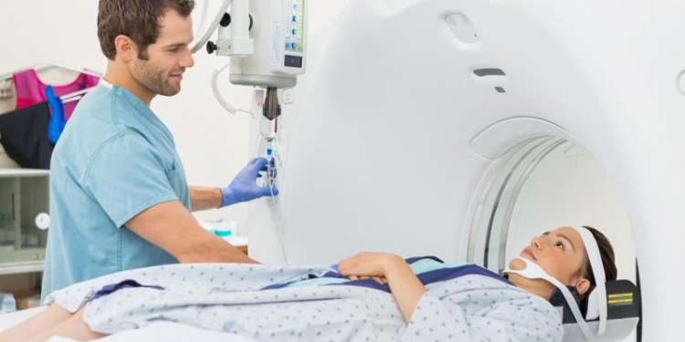 Những ai cần tầm soát ung thư phổi?