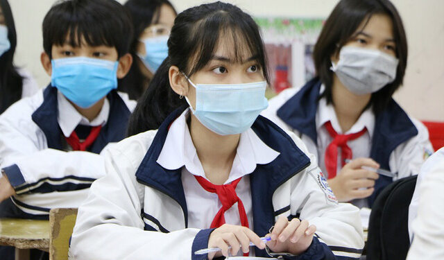 Hàng loạt địa phương cho học sinh đi học trực tiếp trở lại