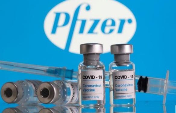 FDA chấp thuận mũi tiêm tăng cường vaccine Pfizer cho trẻ em từ 12 đến 15 tuổi