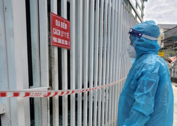 Nhiều khu vực chuyển màu cam, Đà Lạt lập 16 trạm y tế lưu động