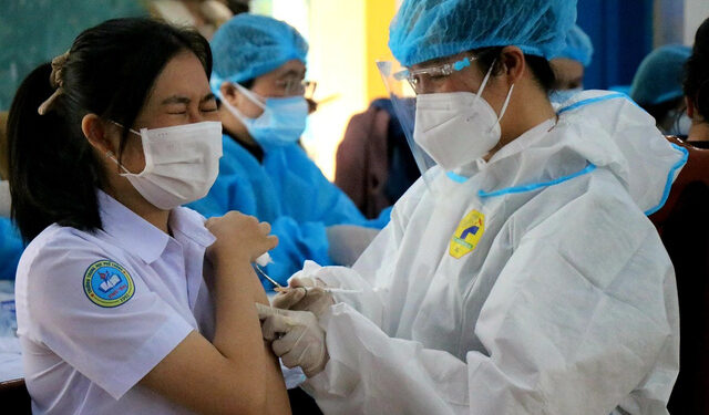 Thừa Thiên Huế triển khai điểm tiêm thường xuyên vaccine phòng COVID-19