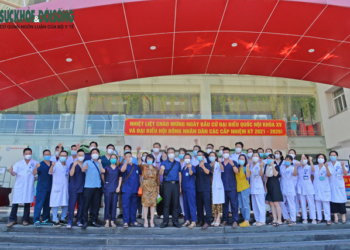 Bác sĩ, điều dưỡng BV Nội tiết TW “tiến vào” Vĩnh Long chống dịch