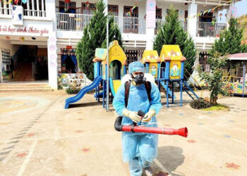 Sơn La kích hoạt trạm y tế lưu động, điều động thêm cán bộ y tế hỗ trợ huyện Mộc Châu chống dịch