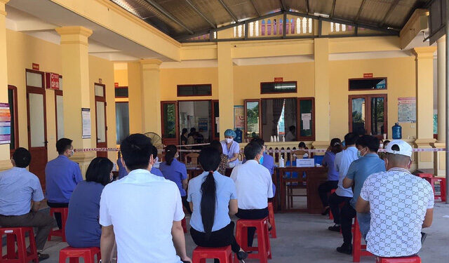 Sở Y tế Ninh Bình thay thế văn bản xét nghiệm sàng lọc SARS-CoV-2 cho người về từ Hà Nội