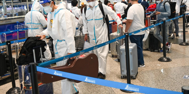 Indonesia và Philippines ghi nhận ca nhiễm biến thể Omicron đầu tiên