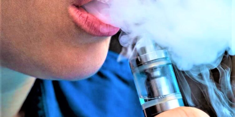 Tỷ lệ sử dụng thuốc lá điện tử tăng 18 lần sau 5 năm, nhiều hệ luỵ khôn lường cho sức khoẻ