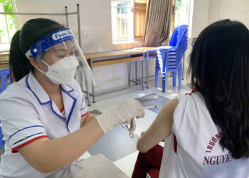 Từ 23/11, Hà Nội tiêm vaccine COVID-19 cho trẻ, tiêm hết trong 2 ngày