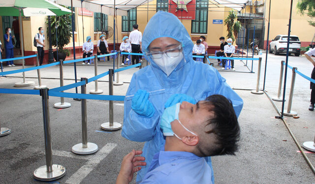 Hà Nội thêm 218 ca mới, 100 ca cộng đồng tại 24 quận/huyện