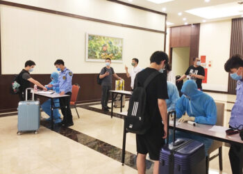 Nhiều tỉnh, thành cho cách ly F1 tại khách sạn, chăm sóc F0 tại nhà