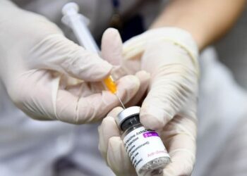 Hà Nội cho phép rút ngắn khoảng cách giữa 2 mũi tiêm vaccine AstraZeneca xuống tối thiểu 4 tuần