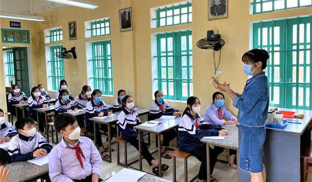 Dịch COVID-19 diễn biến phức tạp, thêm nhiều địa phương cho học sinh nghỉ