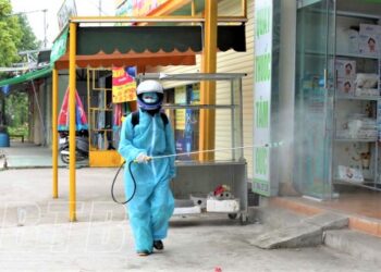 Thái Bình: Dồn dập ca mắc mới, học sinh một huyện nghỉ học