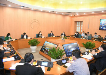 Dịch COVID-19: Phó Thủ tướng yêu cầu Hà Nội sẵn sàng các tình huống, không để bị động, bất ngờ