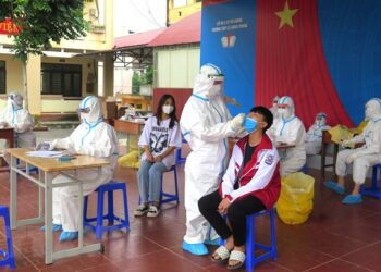 317 ca mắc COVID-19 cộng đồng, tỉnh Hà Giang cho học sinh nghỉ học