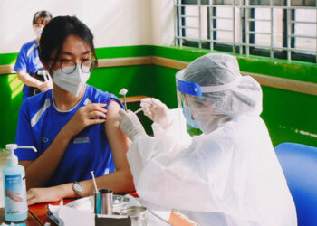Hà Nội chính thức ban hành kế hoạch tiêm vaccine COVID-19 cho trẻ em