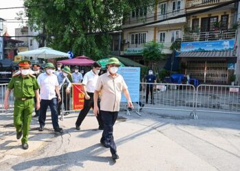 Bí thư Thành uỷ Hà Nội: Đi từng bước vững chắc để phục hồi kinh tế