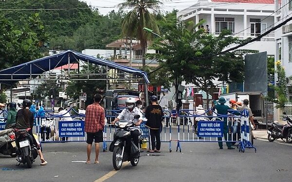 Xuất hiện ổ dịch mới, Nha Trang phong tỏa 1 phường