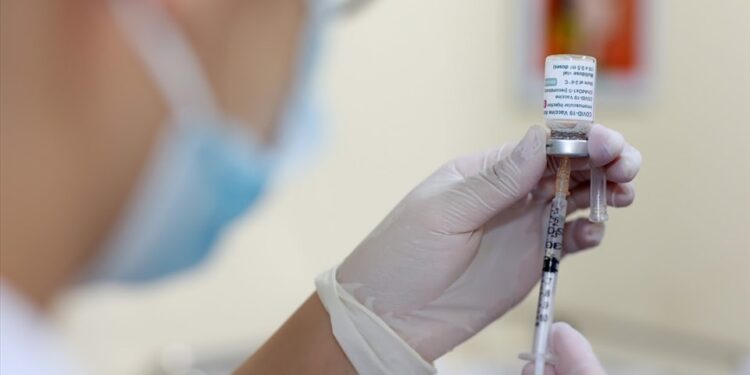 Trưa 21/9: Cả nước đã tiêm trên 35,1 triệu liều vaccine COVID-19; Đồng Nai lập phương án phòng chống dịch nếu có 50.000 ca mắc