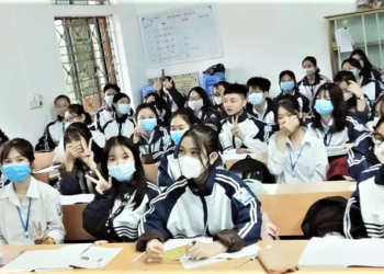 Thêm 21 giáo viên và học sinh mắc COVID-19, Phú Thọ lại hủy kế hoạch cho học sinh tới trường