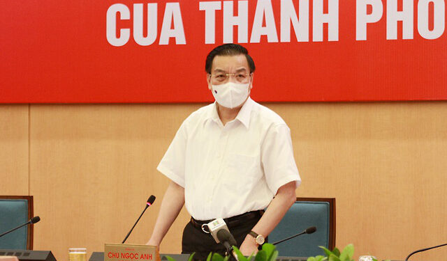 Chủ tịch Hà Nội: Hai ngày tới không xử phạt các lỗi liên quan đến giấy đi đường