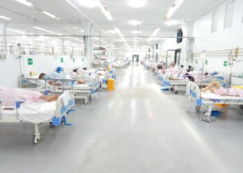 Bên trong Bệnh viện dã chiến số 14, tuyến cuối trong điều trị bệnh nhân COVID-19 tại TP.HCM