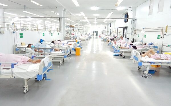 Bên trong Bệnh viện dã chiến số 14, tuyến cuối trong điều trị bệnh nhân COVID-19 tại TP.HCM