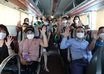 Khống chế thành công 2 điểm dịch mới, Bắc Giang cử thêm đoàn y tế chi viện miền Nam chống dịch