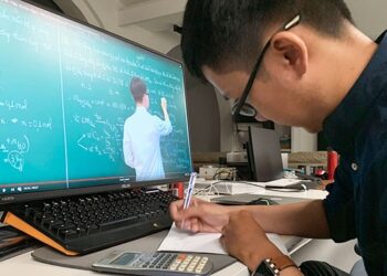 TP.HCM: Từ 13/12 học sinh trung học sẽ học trực tiếp thế nào?