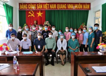 Bệnh viện tuyến Trung ương của Bộ Y tế tập huấn, nâng cao năng lực chăm sóc, điều trị nhân COVID-19 tại tỉnh Tiền Giang