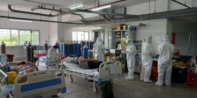 Chú trọng điều trị cấp cứu ở Bệnh viện Dã chiến 10