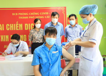 Quảng Ninh hoàn thành tiêm 80.000 liều vaccine Vero Cell, không xảy ra sự cố bất thường