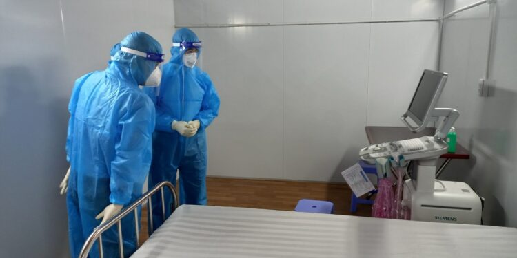 Bệnh viện Bạch Mai đảm trách chính Bệnh viện điều trị COVID-19 gần 3.000 giường ở TP.HCM