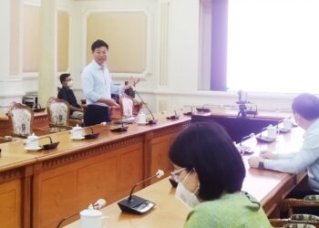 Trao đổi chuyên môn về thích ứng an toàn, linh hoạt và kiểm soát hiệu quả dịch COVID-19 tại Tp.Hồ Chí Minh