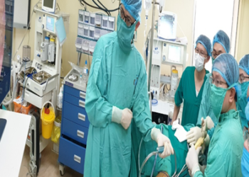 Bệnh viện K: Tạo hình vạt cơ lưng rộng che phủ khuyết hổng thành ngực do loét sau 20 năm điều trị ung thư vú