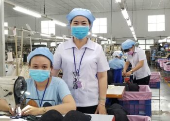 Bên trong những nhà máy “vững niềm tin”