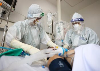 Chiến lược “đánh chặn từ xa” phát hiện sớm bệnh nhân COVID-19 chuyển nặng tại TP.Hồ Chí Minh