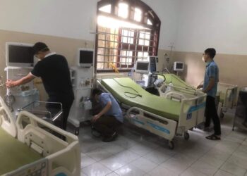 Chuyên gia hồi sức tích cực Bệnh viện Bạch Mai hỗ trợ Đồng Nai điều trị bệnh nhân COVID-19