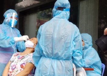 Khẩn trương vận hành hiệu quả Tổ chỉ đạo công tác xét nghiệm