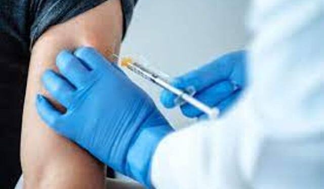 Bộ Y tế đã phân bổ 11 đợt vắc xin phòng COVID-19 với tổng số hơn 8,1 triệu liều