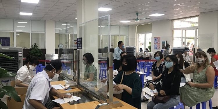 Hơn 1.000 cán bộ nhân viên tổ chức phi chính phủ nước ngoài tại Việt Nam được tiêm vắc xin