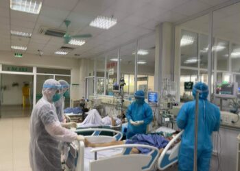 Bộ Y tế: Chuẩn bị sẵn sàng thu dung, cấp cứu, hồi sức tích cực điều trị ca bệnh COVID-19 nặng