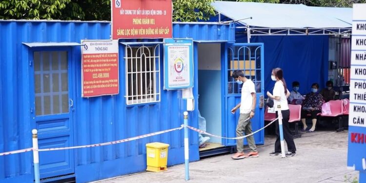 Số lượng bệnh nhân COVID-19 phát hiện tại các cơ sở khám bệnh có thể lên đến 100 ca/ngày