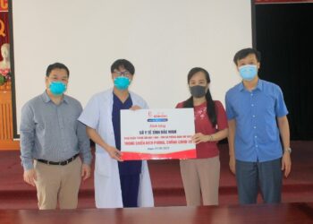 Bệnh viện E tiếp tục “chia lửa” với tâm dịch Bắc Giang và Bắc Ninh