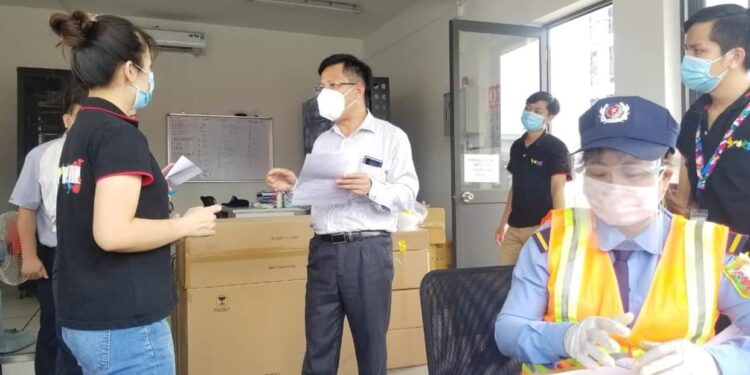 Bộ Y tế đề xuất Bình Dương thực hiện các biện pháp tổng lực chống dịch