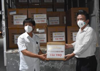 TP.HCM: Tiếp nhận 500.000 bộ bơm kim tiêm chủng