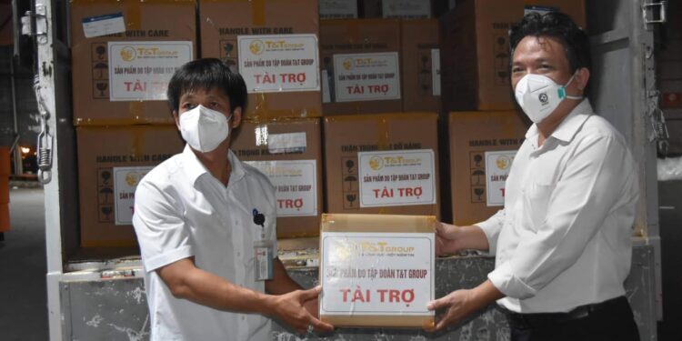 TP.HCM: Tiếp nhận 500.000 bộ bơm kim tiêm chủng