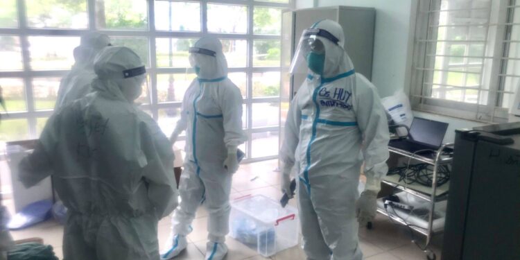 BSCKII Nguyễn Thành Huy, Trưởng Khoa kiểm soát nhiễm khuẩn BV Trung ương Huế: Đảm bảo nhân viên y tế tại Trung tâm Hồi sức tích cực lớn nhất miền Bắc không bị lây nhiễm